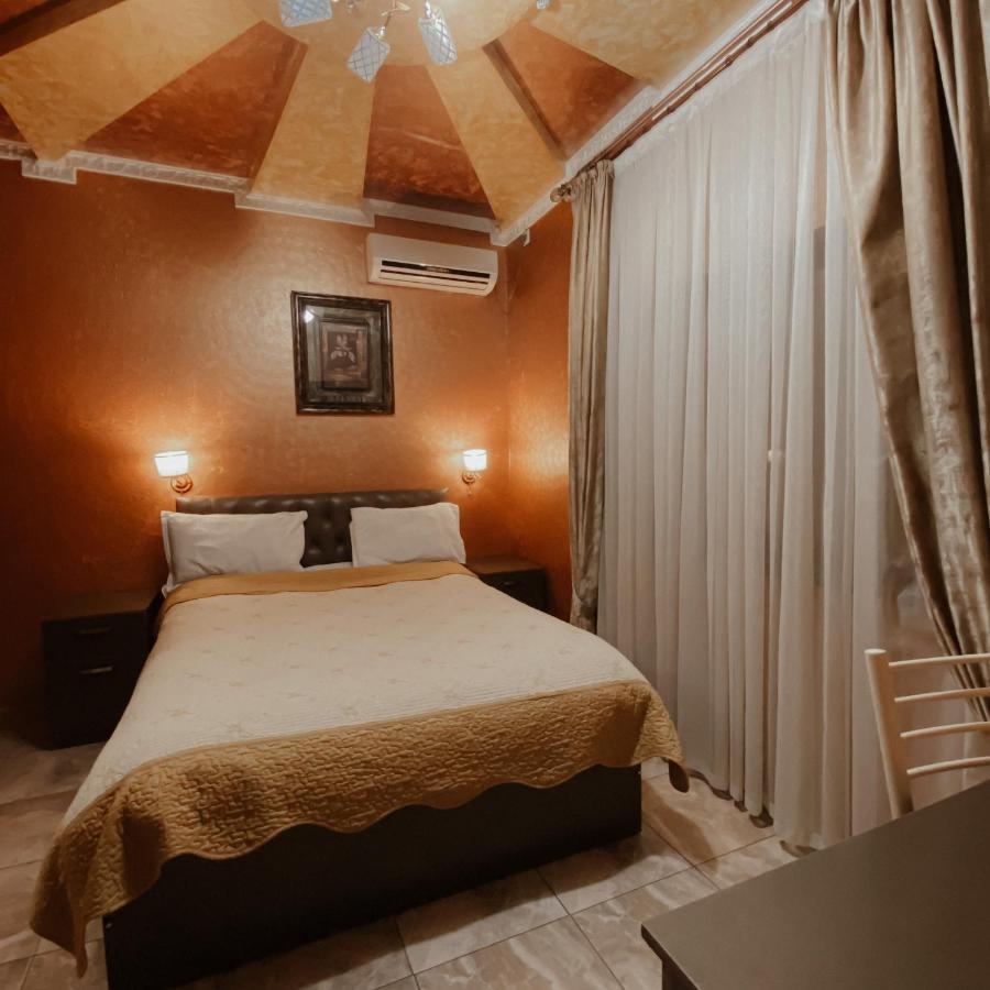 Galeon Hotel Bichkek Extérieur photo